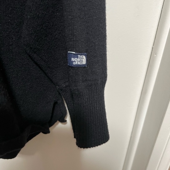 The North Face Men's Size Large Pullover 1/4 Zip Sweater Black Wool Blend. - Picture 3 of 6